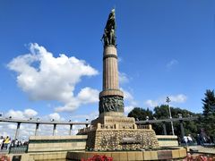 -人民防洪胜利纪念塔