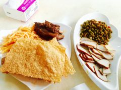 腐竹&nbsp;酸笋&nbsp;酸豆角&nbsp;猪蹄&nbsp;叉烧-螺蛳粉先生(蓟门桥店)