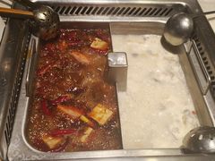 -海底捞火锅鲜切牛肉主题店(长寿路店)