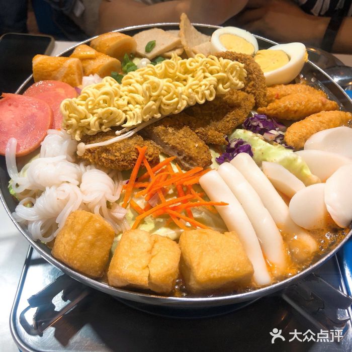 欧巴来了韩式料理韩式猪排火锅图片