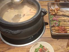 -郑记·古法黑砂锅串串(龙泉店)