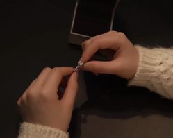-珂兰钻石(美美2购物中心店)