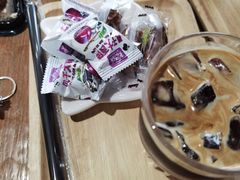 -藏猫猫咖啡主题馆(中央大道店)