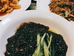 炸酱面-桃园中华料理炸酱面(燕儿岛路店)