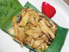 包烤丛林蘑菇乐-雀舞云南菜(乐客城店)
