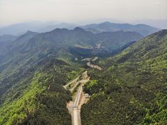 -罗田薄刀峰风景区