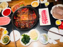 九宫格红锅-纸盐河码头火锅(十八梯店)