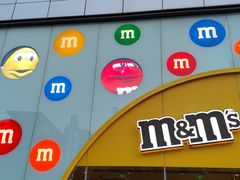 -m豆巧克力世界(上海世茂广场店)