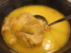 -鲜入围煮花胶鸡海鲜火锅