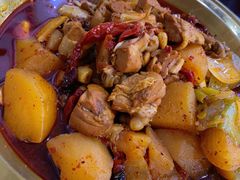 -牛一嘴·兰州牛肉面·大盘鸡(财富中心店)