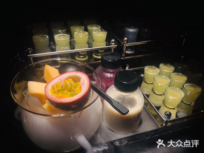 inns·隐是 餐吧鸡尾酒热带shot图片