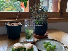 -In Cafe隐食研室