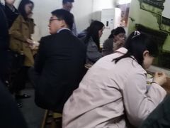 -胖子馄饨坊(天目大厦东南)