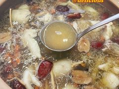 -广味炭炉鸡煲(宝业路分店)