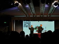 -嘻哈包袱铺(交道口店)