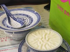 -广信牛奶甜品世家(台东店)