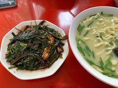 -三百碗宝应长鱼面(板仓街店)