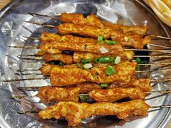 -江城燕子大排档(江汉路步行街店)