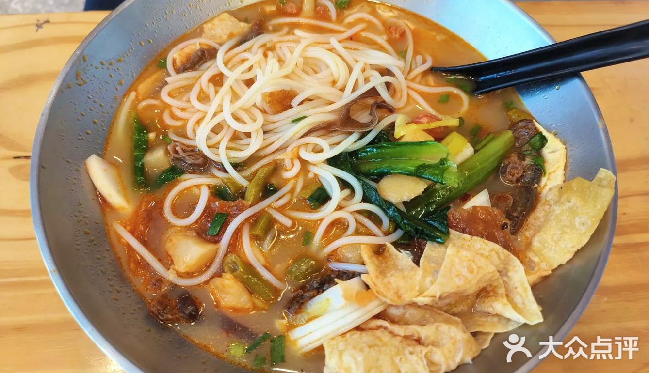 去了N次，每次人都挺多，深受隆安人民的喜爱。南方美食