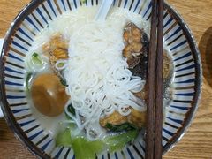 -鲜越鲜鱼粉(财富购物中心店)