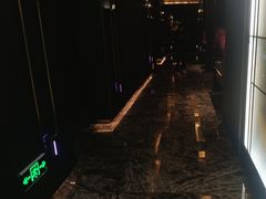 -尚善若水·汤泉·SPA·沐足(东方渔人码头店)
