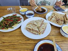 -溢心园非遗香河肉饼(总店)