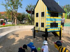 -季高兔窝窝亲子园(上海薰衣草公园店)