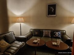 -THE OLD HOUSE酒吧