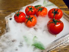 番茄脆菇沙拉-小大董·烤鸭(王府井apm店)