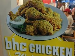 -BHC炸鸡(明洞总店)