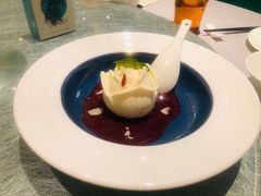 玫瑰杏仁豆腐-雀蓝川菜(星悦汇店)