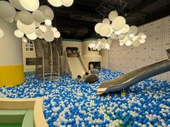 -涨巢·潮玩水疗局