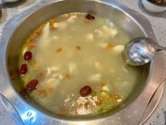 -光头药膳鸡(莱茵小镇店)