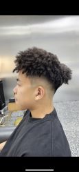 -Tloml salon