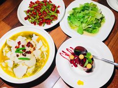 -外婆私房菜(新亚百货店)