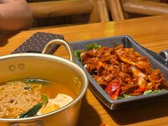 -恩你小木屋·韩式料理(假日广场店)