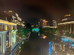 -Tipsy Bar•屋顶露台酒吧&水烟吧