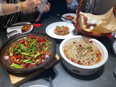 -鸽子侯·家宴·平价海鲜(市图书馆店)