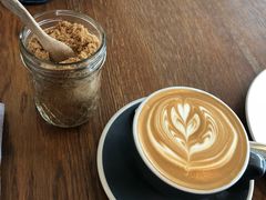 咖啡拿铁-ROAST coffee & eatery