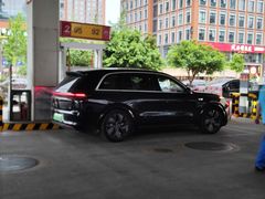 -理想汽车(世纪汇店)