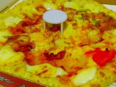 环球四合一芝心比萨-必胜客(云和宅急送店)