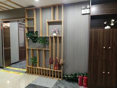 -高玛纳驴肉火烧(一世界店)