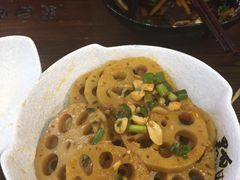 -黑白电视长沙小吃(美林M·LIVE天地东座店)