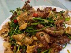 -超越海鲜屋(飞龙物业店)