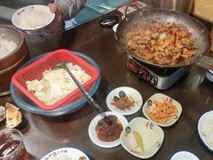 -富正毅三下锅·湘西韵味(天门山索道店)