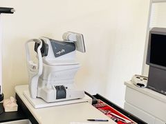 -潘多拉眼镜·蔡司依视路明月(潘家园店)