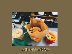 -麦当劳(宝山大厦店)