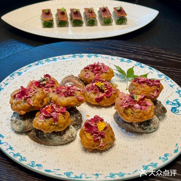 武汉东湖270°无边际湖景餐厅美到窒息🌊