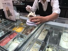-VENCHI 闻绮(上海佛罗伦萨小镇店)