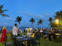 -JW万豪厨房餐厅·滨海草坪烧烤·海鲜·海景(三亚绿发山海天JW万豪酒店)